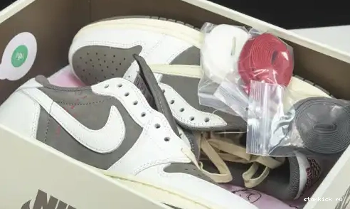 SP Scott Retro Jordan Low Reverse DM7866-162 Mocha Travis OG 1 0525